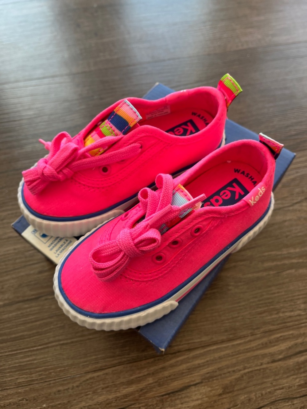 Keds Toddler Girl Bright Hot Pink Canvas Sneakers Size 7